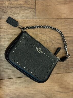 Htf rare Coach nolita 15 rivets & chain